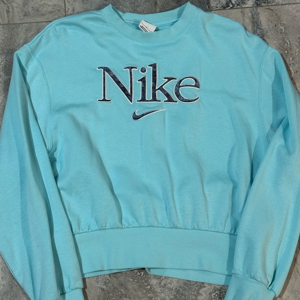 Nike Women's Aqua Crew Neck Sweatshirt